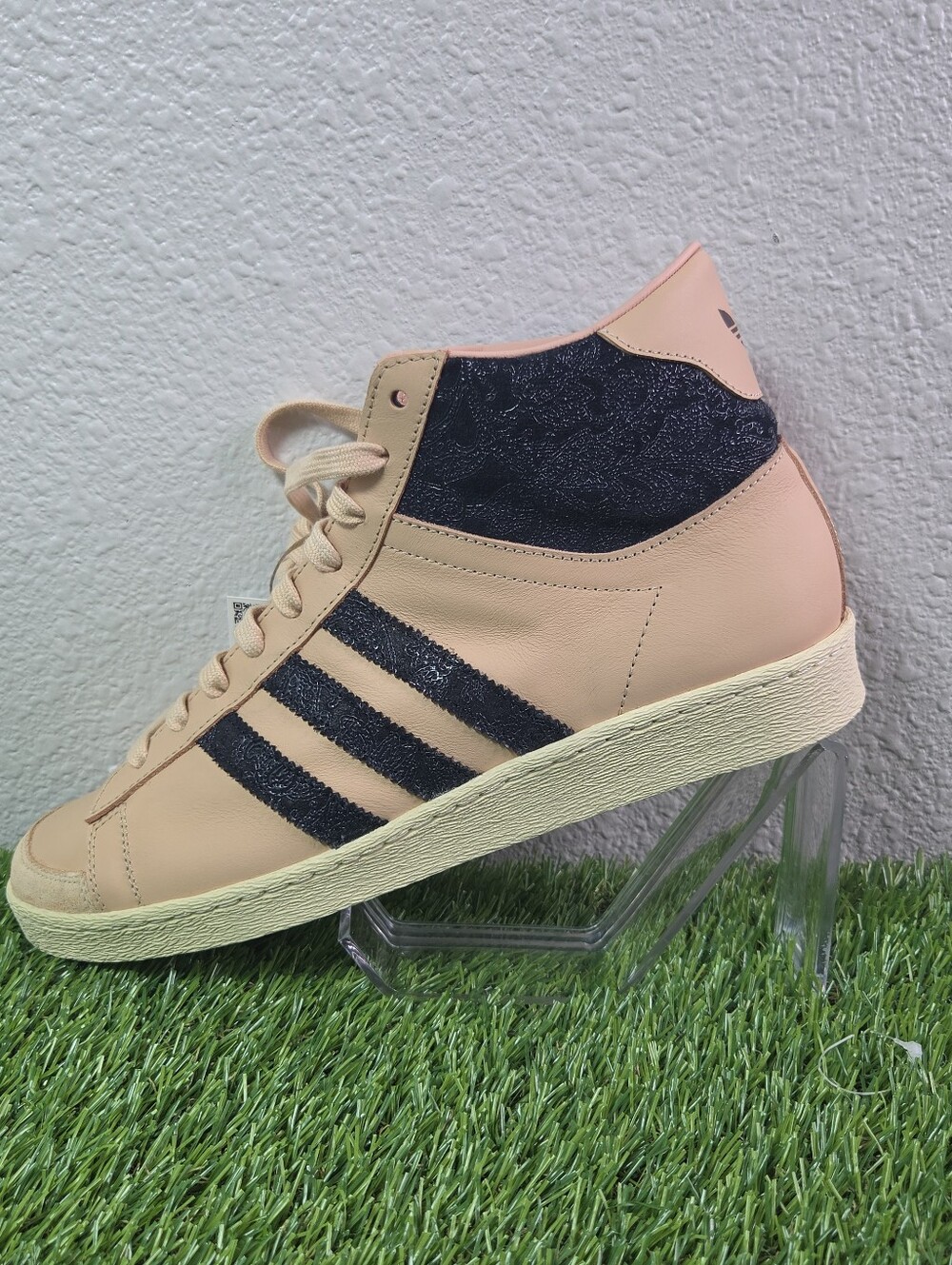 adidas Originals JABBAR HI MADE IN LA JQ8584 Supplier Color Gum 4 Warm Vanilla